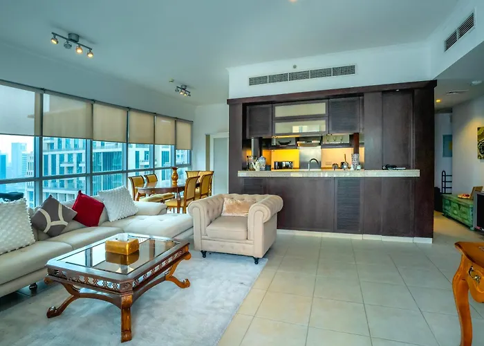 Elegant Apartment Overlooking Dubai Mall Fountain.